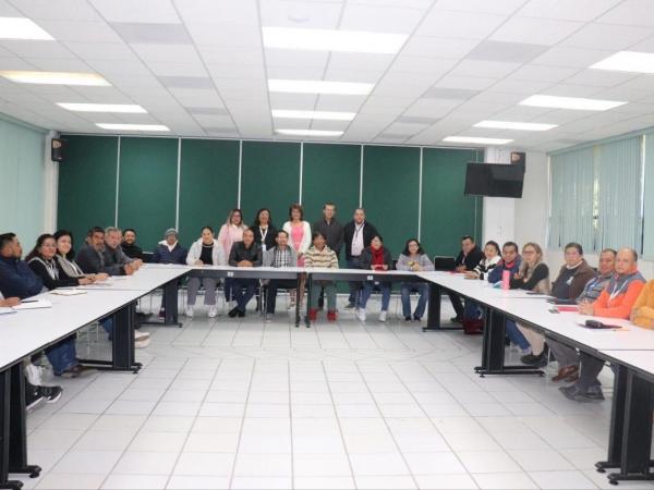 Fortalece UTH su modelo formativo con estrategia integral de tutorías