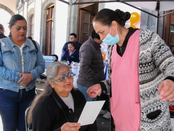 Servicios médicos gratuitos transforman vidas en Zacatlán durante jornada Por Amor Puebla