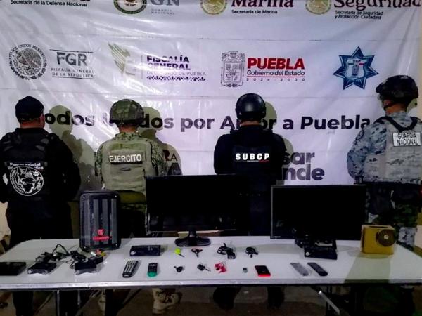 Fuerzas de seguridad efectúan revisión al penal de Acatlán