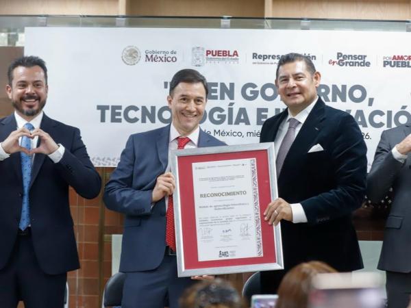 Puebla impulsa justicia energética y desarrollo tecnológico