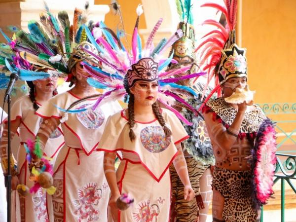 San Roque inaugura exposición fotográfica “Puebla: Tradiciones Vivas y Celebraciones que Enamoran”