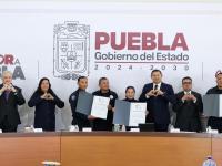 Gobierno estatal reconoce profesionalización de cuerpos de seguridad capacitados por SEMAR