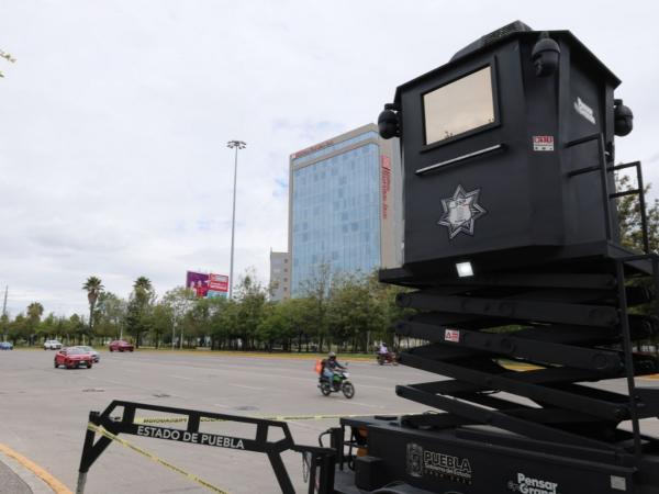 Con tecnología, Seguridad Pública fortalece vigilancia en la Vía Atlixcáyotl
