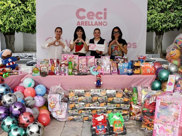Voluntariado de la Coordinación de Comunicación se suma al SEDIF para generar sonrisas