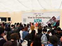 UTH impulsa oportunidades con Feria del Empleo
