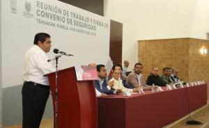 ACCIONES CONTUNDENTES CONTRA LA DELINCUENCIA, ADVIERTE EL GOBERNADOR MIGUEL BARBOSA EN TEHUACÁN