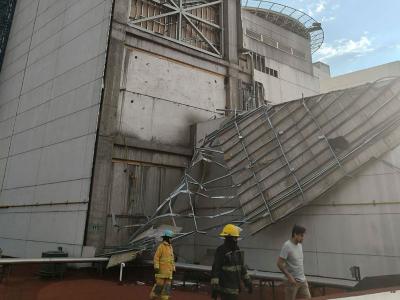 Protecci&oacute;n Civil estatal atiende contingencia por fuertes vientos en Hospital de Traumatolog&iacute;a