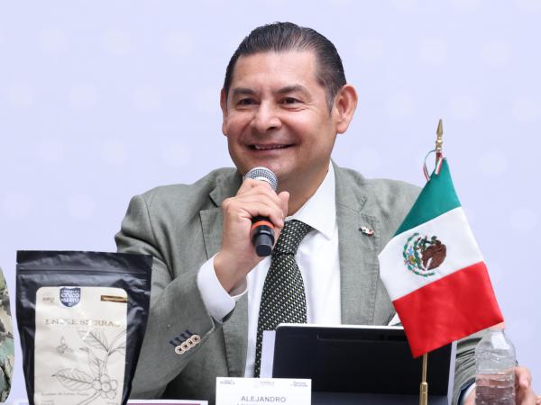 Gobierno de Puebla protege patrimonio de las familias con el Mes del Testamento