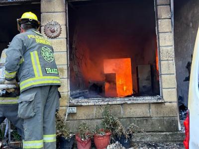 Protecci&oacute;n Civil atiende explosi&oacute;n por abastecimiento de gas