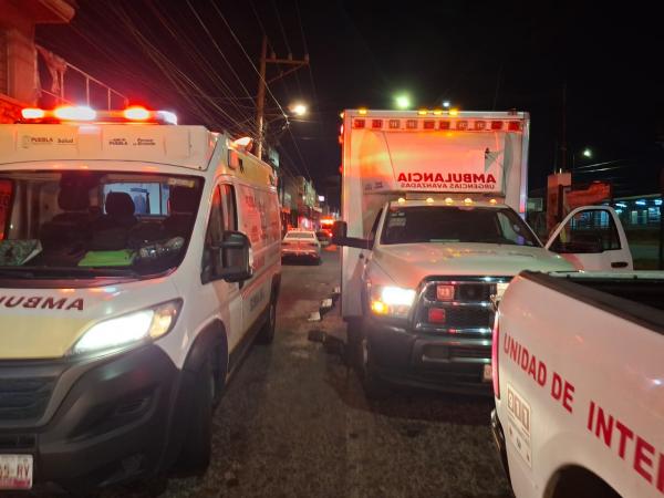 Salud e IMSS-Bienestar brindan atención inmediata tras incendio en centro nocturno