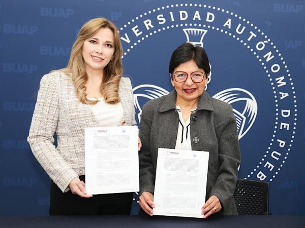 SEDIF y BUAP firman convenio en favor de madres y padres universitarios