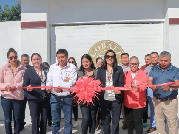 COBAEP dignifica espacios mediante Obra Comunitaria