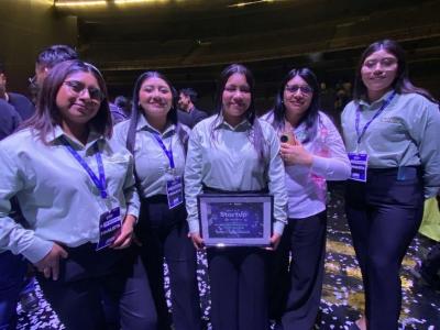 Obtienen estudiantes UTH reconocimiento al Mejor Esp&iacute;ritu Emprendedor StartUp 2026