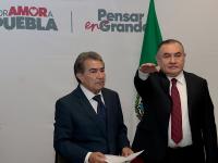 Mart&iacute;n de Jes&uacute;s Huerta Ru&iacute;z asume como  subdirector General M&eacute;dico del ISSSTEP