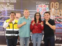 Campeones del boxeo mundial inspiran a estudiantes en la UDEP