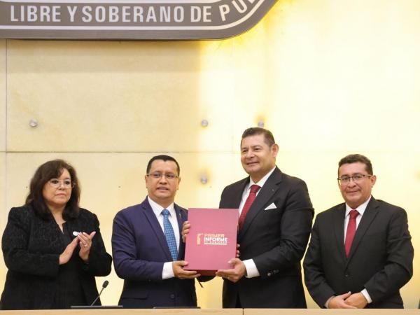 Me indigna el saqueo al que estuvo sometido Puebla: Armenta