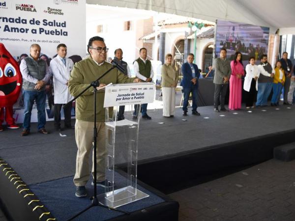 Chignahuapan recibe Jornada ‘Por Amor a Puebla’ y dona equipo médico
