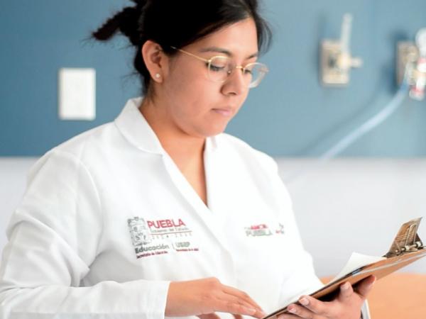 Sara Carrillo González: primera estudiante de la USEP en realizar rotación hospitalaria internacional