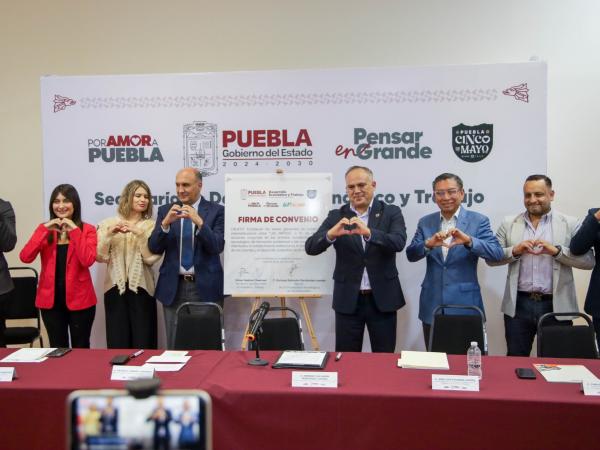 Secretaria de Economía y UTTECAM colaborarán en formación, seguridad, bienestar y emprendimiento