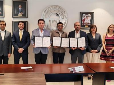 UTP firma alianza estrat&eacute;gica con Capital de la Tecnolog&iacute;a