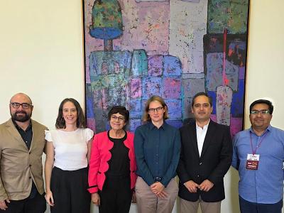 Gobierno de Puebla sostiene encuentro con Charlotte Guth artifice de la red ciclista de Paris