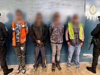 Autoridades de PEMEX, en coordinación con SSPC y SSP, detienen a catorce personas por venta ilegal de combustible