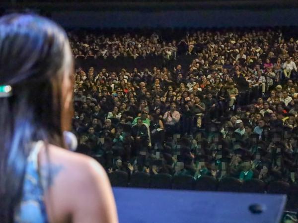 Deporte y Juventud reconoce disciplina y perseverancia de egresadas y egresados del BINE