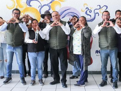 UTTECAM impulsa innovación en el sector mezcalero