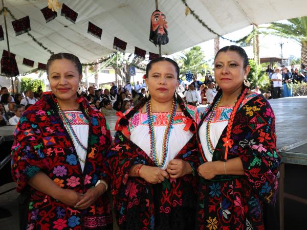 Reconoce SEP dedicación de docentes en comunidades originarias de Puebla