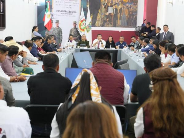 Encabeza gobernador Alejandro Armenta Mier Mesa de Paz en Microrregión 21