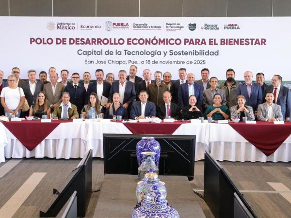 Puebla, primer estado, que completa tarea de cubrir polígono de desarrollo: Secretaría de Economía