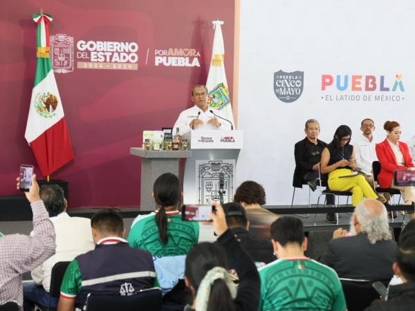 Colegio de Puebla fortalece formación de servidores públicos para impulsar desarrollo estatal