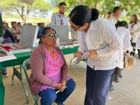 Atiende Conalep salud visual de poblaci&oacute;n en Huaquechula