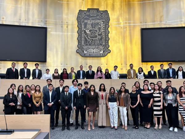 Parlamento juvenil, foro para los pueblos originarios a favor de la paz