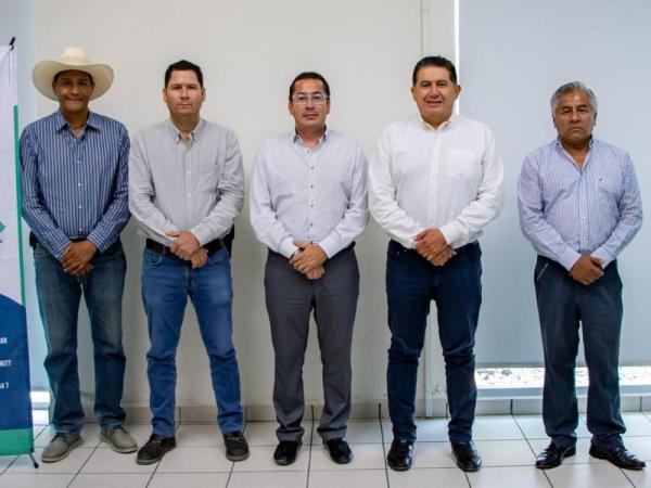 UTTEH fortalece vínculos para impulsar el campo y la agricultura