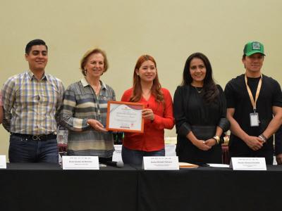 Convenciones y Parques refrenda compromiso humanista con Cruz Roja Mexicana