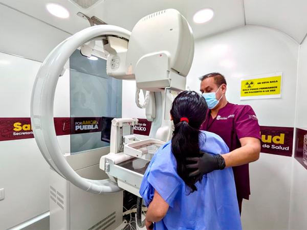 Jornada "Por Amor a Puebla" en Tlahuapan prioriza prevención del cáncer en la mujer