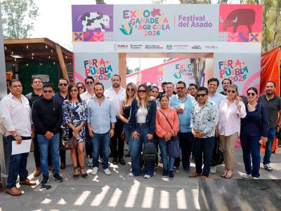 Empresario  de CANIRAC, CANAGRAF y CICEPAC disfrutan de La Feria de Puebla 2026