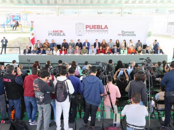 Gobierno de Armenta brinda herramientas de empoderamiento a mujeres