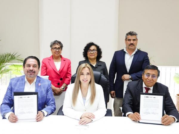 Firma SEDIF convenios estratégicos en beneficios de familias poblanas