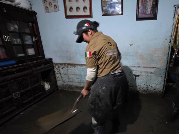 De manera inmediata, gobierno estatal atiende afectaciones por desbordamiento de río