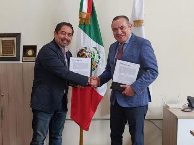 Colaboran USEP y SEDIF en formación de profesionales de la salud