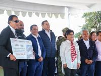 Entrega de certificados de obra educativa en San Mart&iacute;n Texmelucan