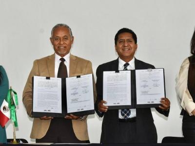 Otorga Conalep 220 t&iacute;tulos profesionales a estudiantes del plantel Puebla III