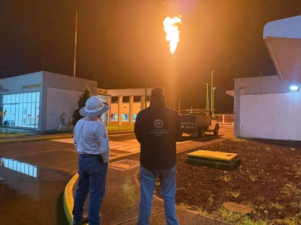 Protección Civil Estatal supervisa seguro de gasoducto en Xicotepec 