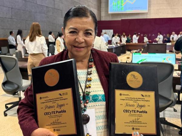 CECyTE Puebla recibe premio nacional por indicadores educativos sin precedentes