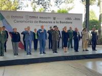 La Secretar&iacute;a de Educaci&oacute;n refuerza identidad nacional con ceremonia de abanderamiento