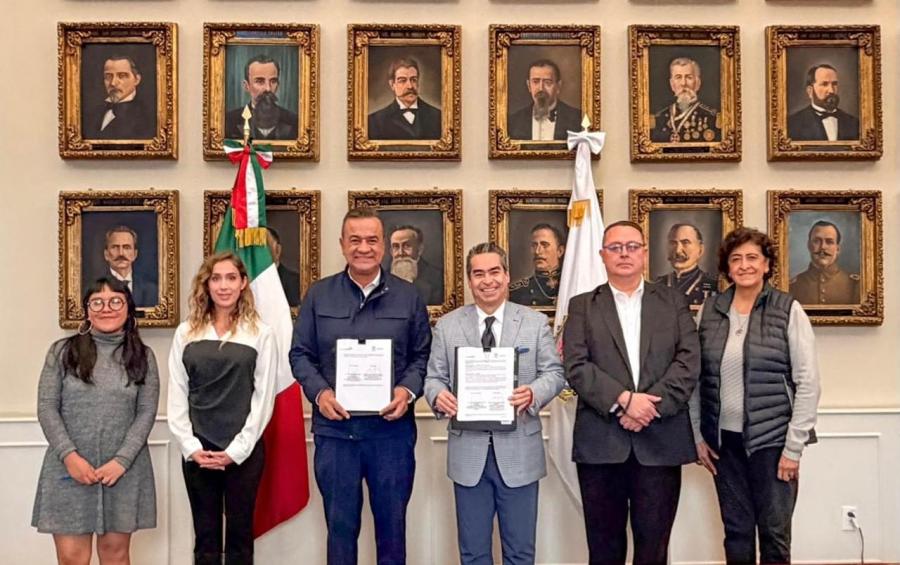 CEVP e IAP firman convenio para fortalecer profesionalización