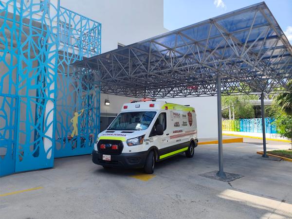 Garantizan atención especializada a niño de 5 años con traslado desde La Ceiba
