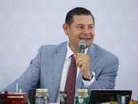 En Puebla, mega obras con humanismo acaban con mega saqueos: Armenta⁩